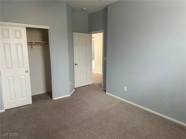 $2,800 | 949 Huntington Cove Parkway, Las Vegas, NV 89178