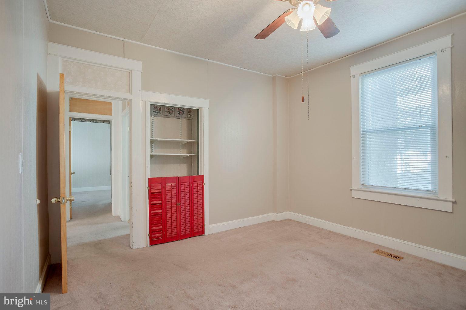 4709 Pilgrim Road Baltimore, MD 21214 - Photo 22 of 44 Main level bedroom