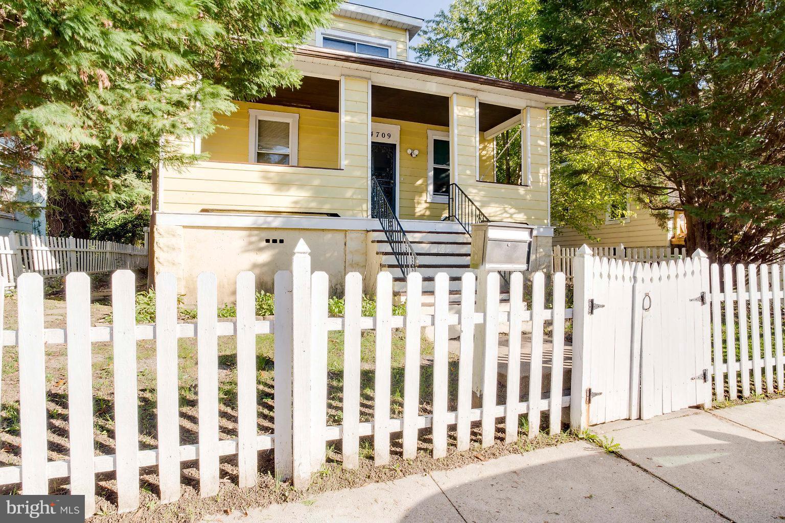 4709 Pilgrim Road Baltimore, MD 21214 - Photo 39 of 44 Charming picket fence.