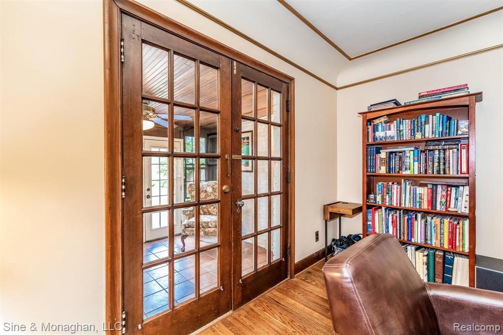 271 McMillan Road Grosse Pointe Farms, MI 48236 - Photo 9 of 40