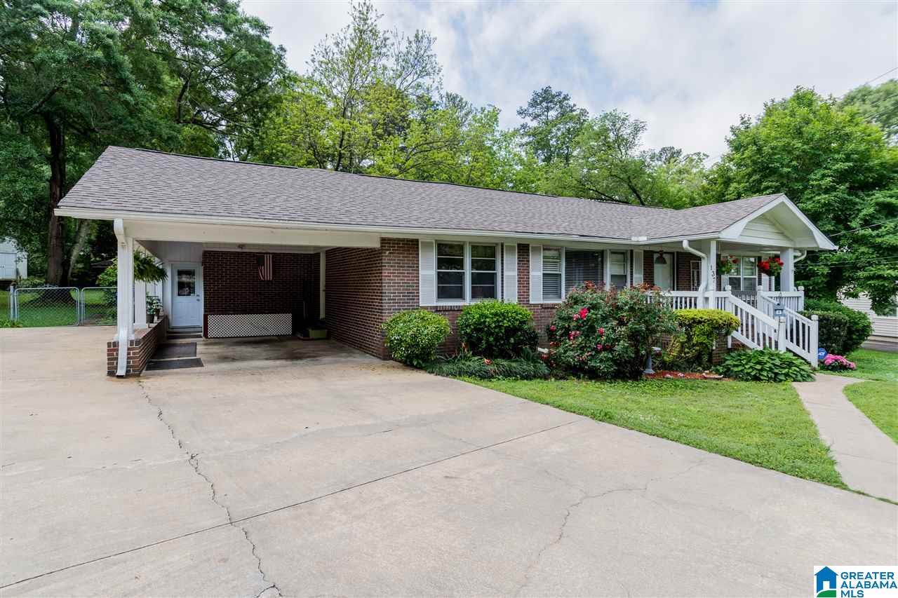 137 Brown Circle Alabaster, AL 35007 - Photo 2 of 33 Gallery Image 2