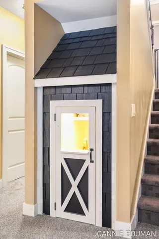 $929,900 | 15611 River Woods, West Olive, MI 49460