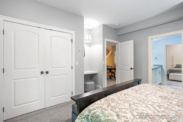 $929,900 | 15611 River Woods, West Olive, MI 49460