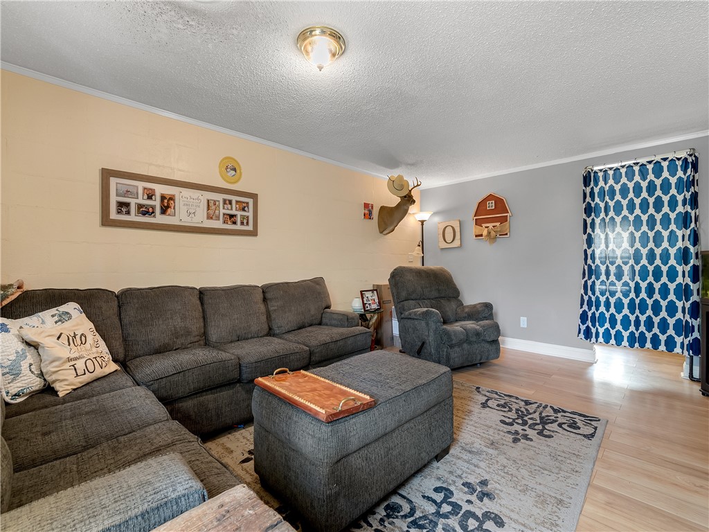 348 East Reedy Fork Road Seneca, SC 29678 - Photo 6 of 26 Gallery Image 6
