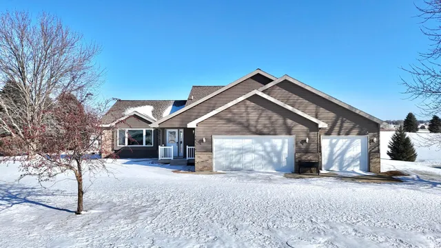 $465,000 | 39534 Primrose Court, Sauk Centre, MN 56378