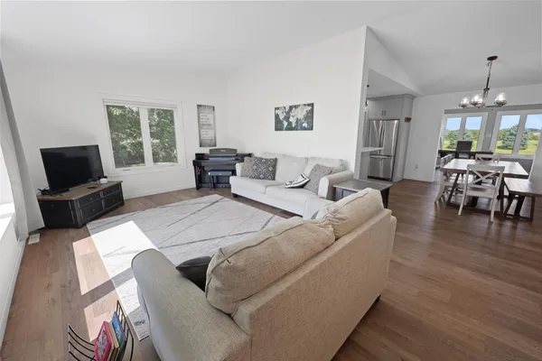 $465,000 | 39534 Primrose Court, Sauk Centre, MN 56378