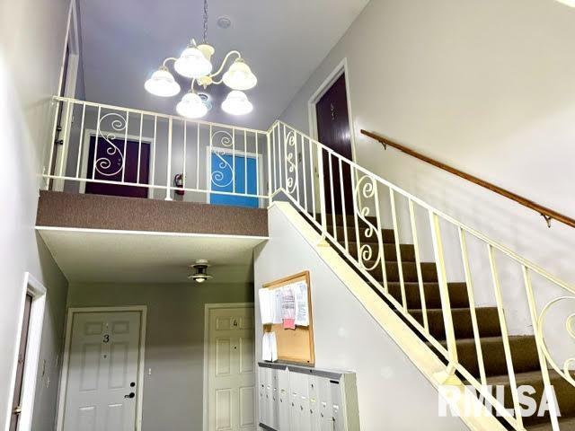 1910 Jeanette Lane, Unit 8 Springfield, IL 62702 - Photo 3 of 17