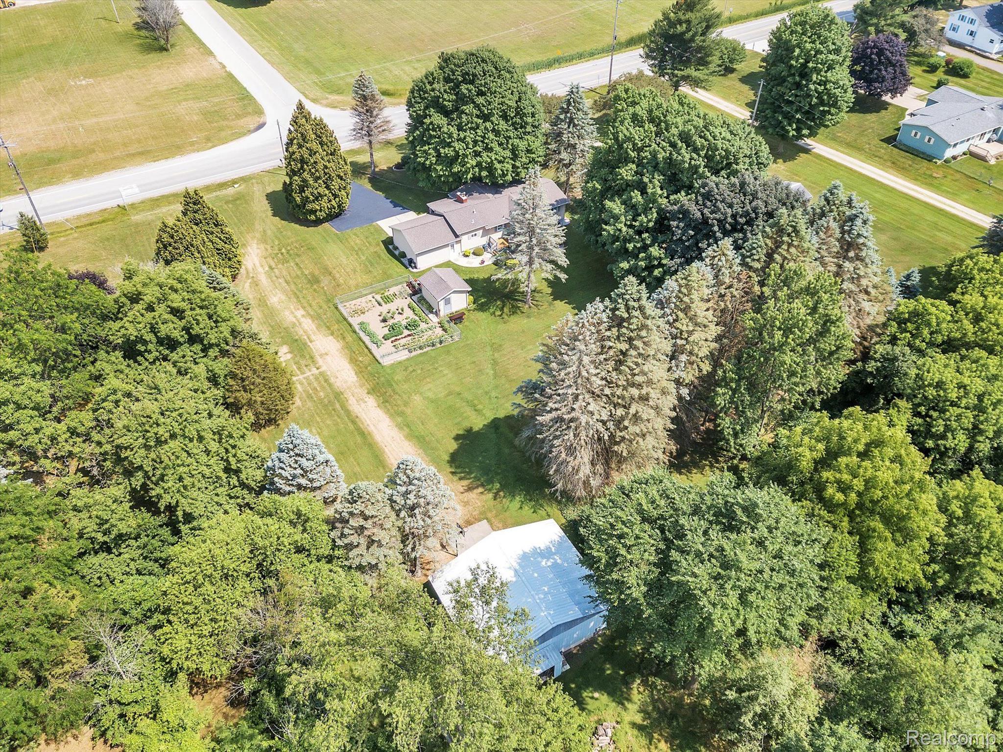 3127 North Seymour Road Flushing, MI 48433 - Photo 48 of 55 Gallery Image 48