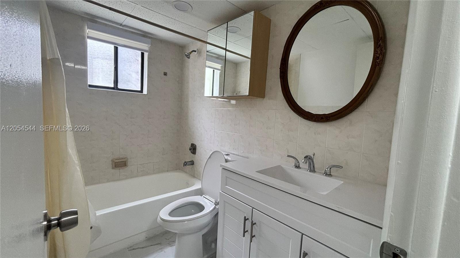 8540 Southwest 133rd Avenue Road, Unit 219 Miami, FL 33183 - Photo 21 of 32 2nd Bathroom