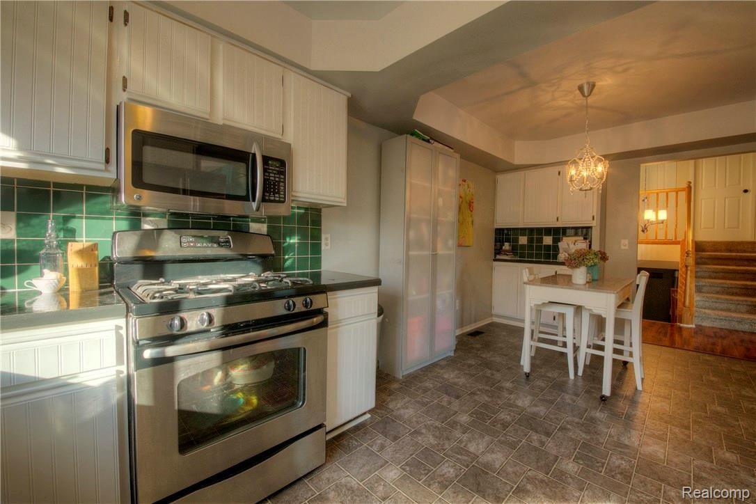 43071 Hanford Road Canton, MI 48187 - Photo 25 of 58 930A0893_4_5.jpg