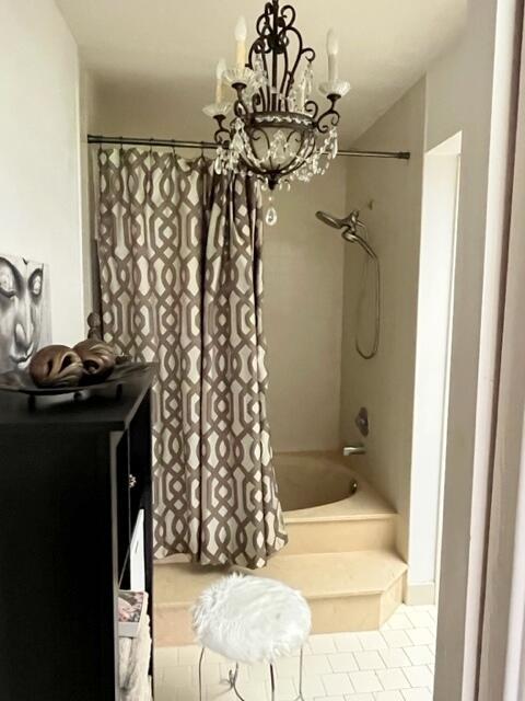 5520 Coach House Circle, Unit A Boca Raton, FL 33486 - Photo 43 of 101 Mstr tub-shower