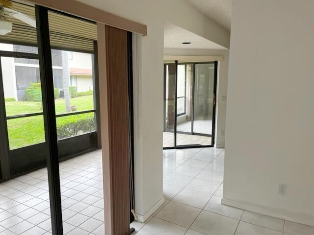 5520 Coach House Circle, Unit A Boca Raton, FL 33486 - Photo 70 of 101 pass to kitchen