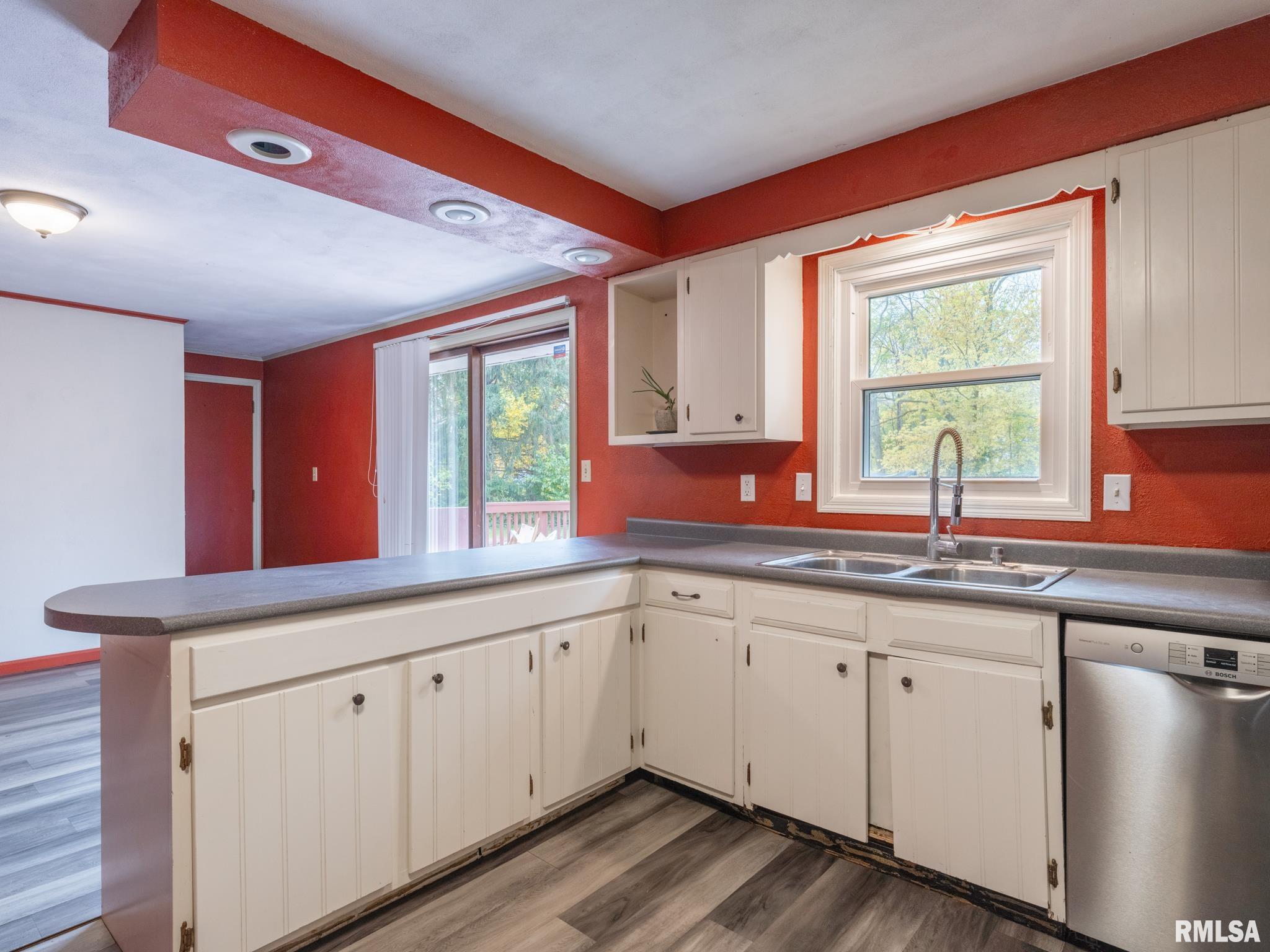 5511 Lee Ann Court Mapleton, IL 61547 - Photo 8 of 54