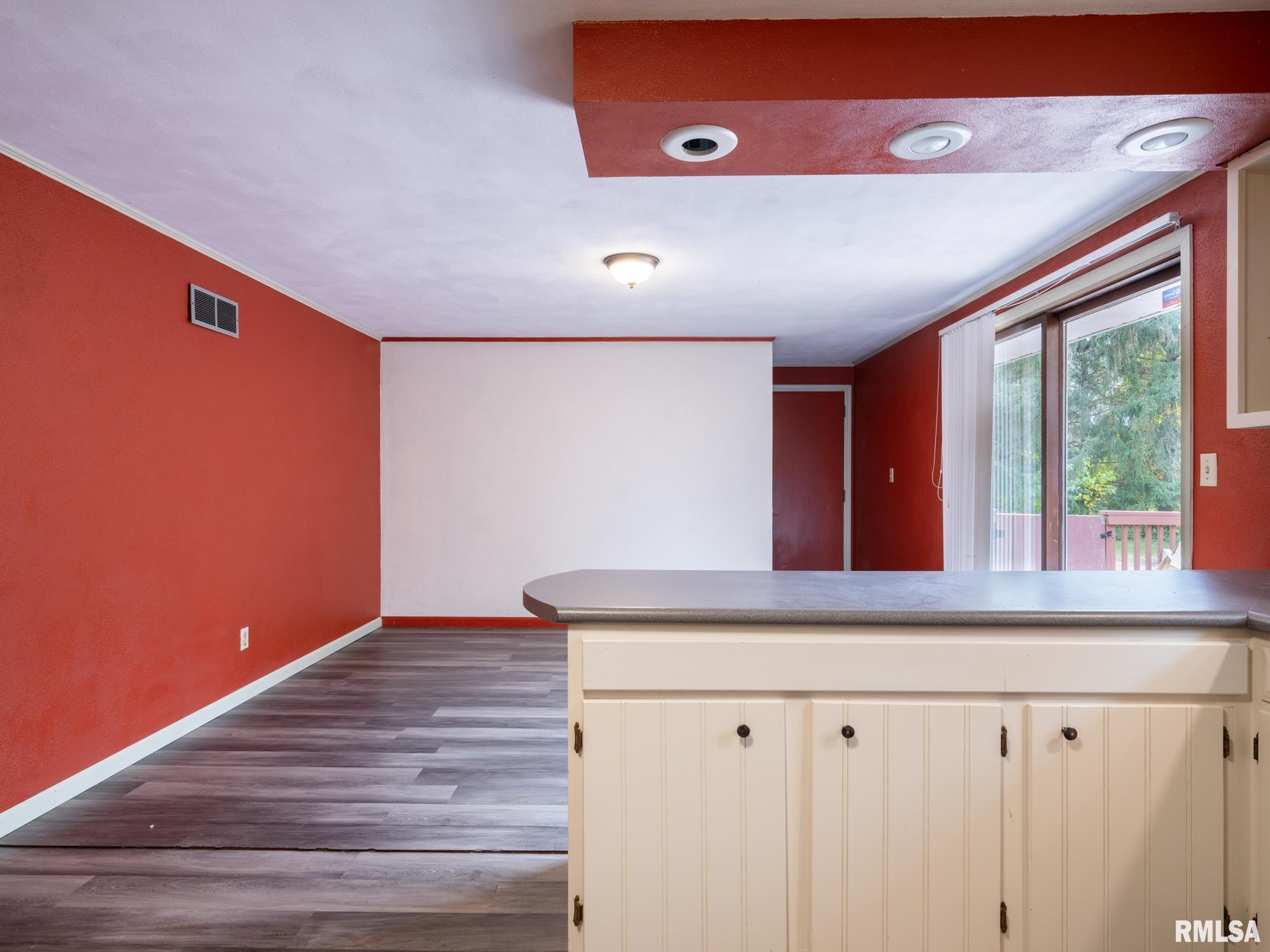 5511 Lee Ann Court Mapleton, IL 61547 - Photo 9 of 54