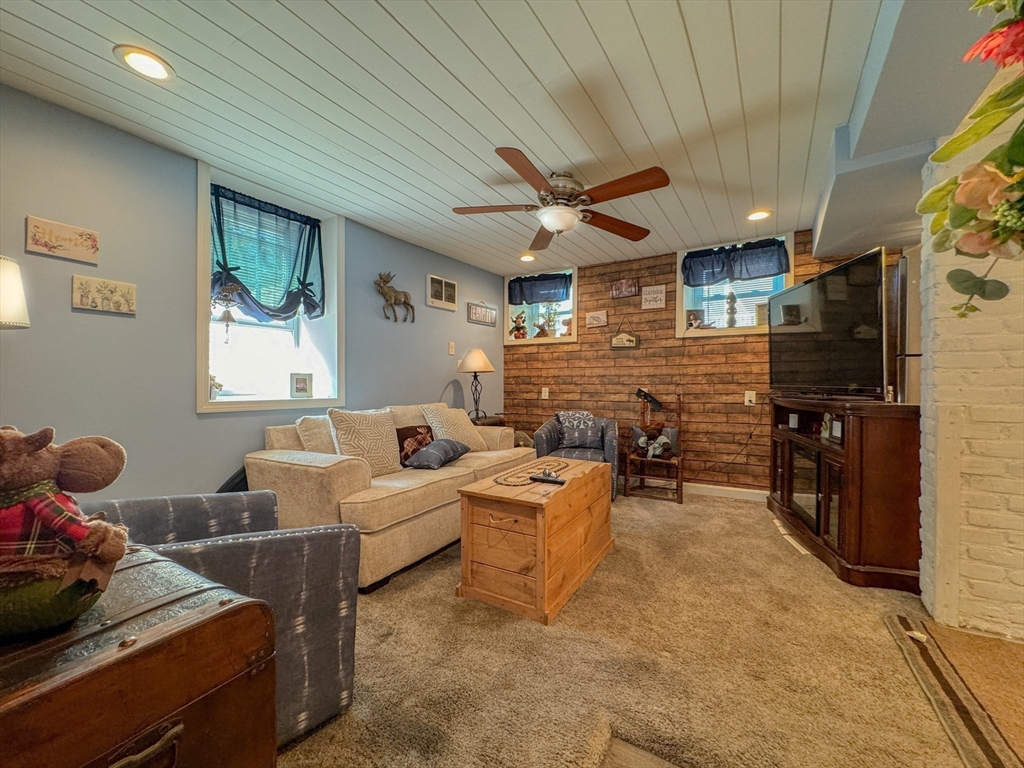 843 Broadway Fall River, MA 02724 - Photo 22 of 25