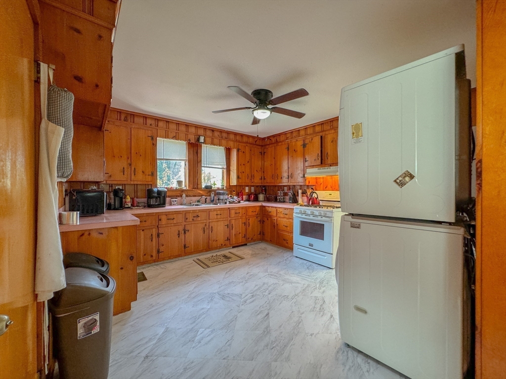 843 Broadway Fall River, MA 02724 - Photo 7 of 25