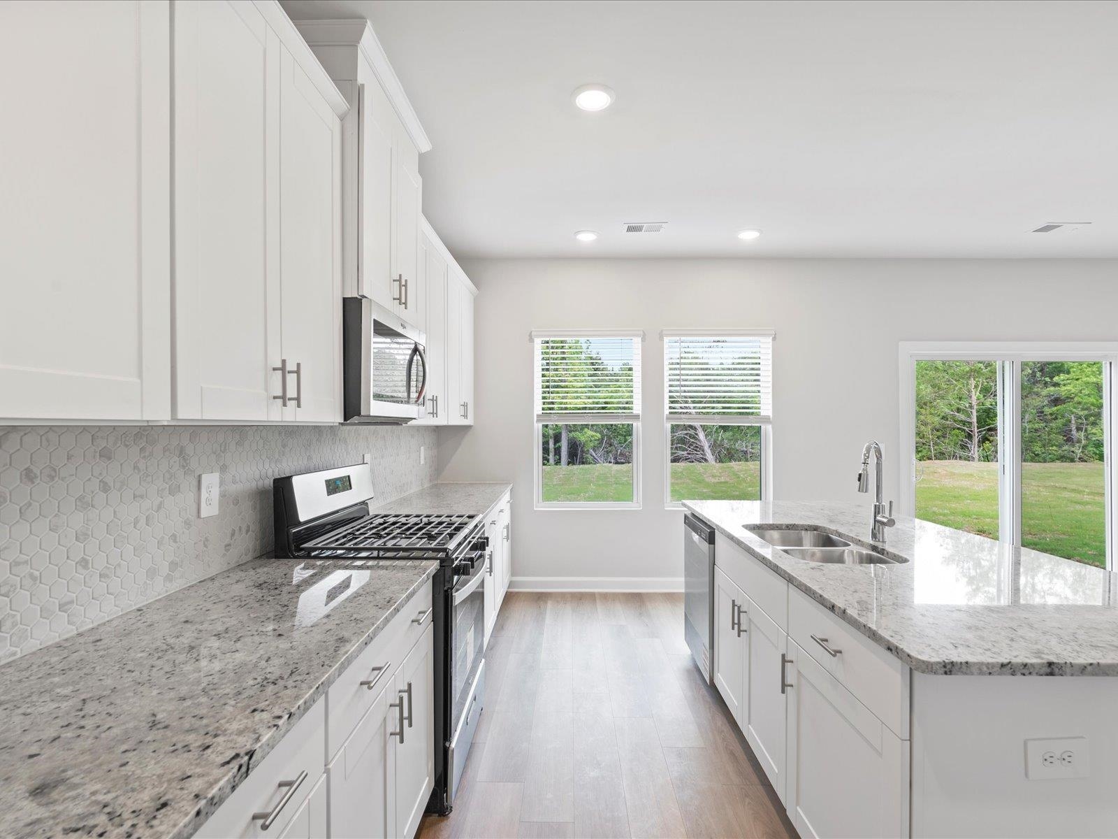 761 Treeline Road Moore, SC 29369 - Photo 8 of 35 Gallery Image 8