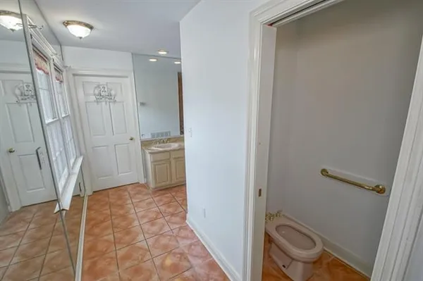 $995,000 | 6506 Oakland Drive, New Orleans, LA 70118