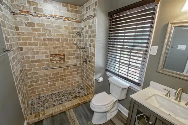$995,000 | 6506 Oakland Drive, New Orleans, LA 70118