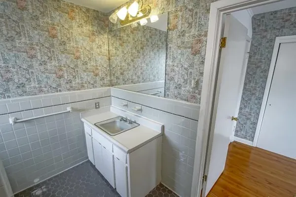 $995,000 | 6506 Oakland Drive, New Orleans, LA 70118