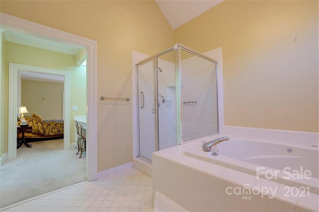 17 Commodore Point Road Lake Wylie, SC 29710 - Photo 26 of 48 Gallery Image 26