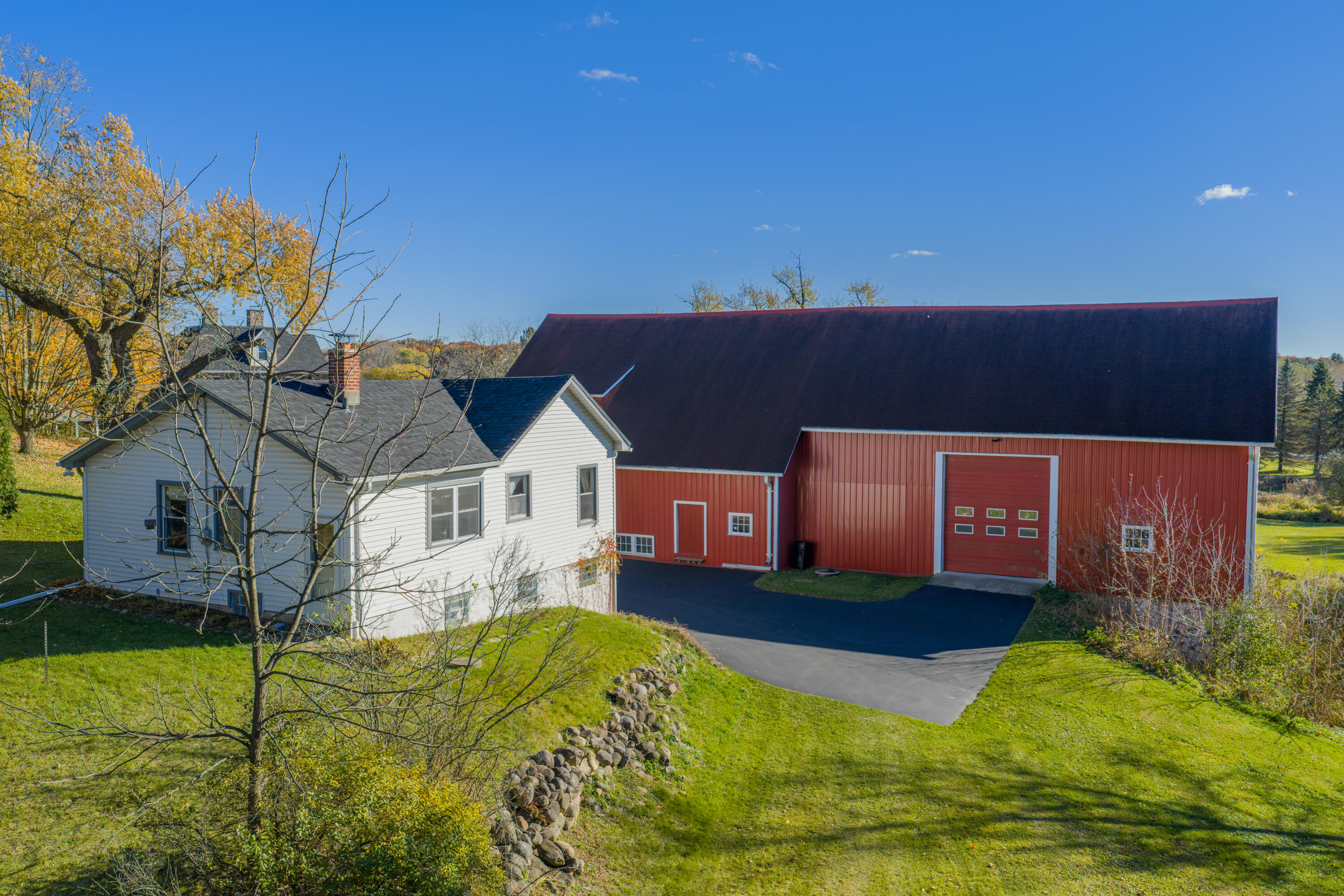 18 Highway 18 Delafield, WI 53018 - Photo 66 of 111 Cottage Pic 4