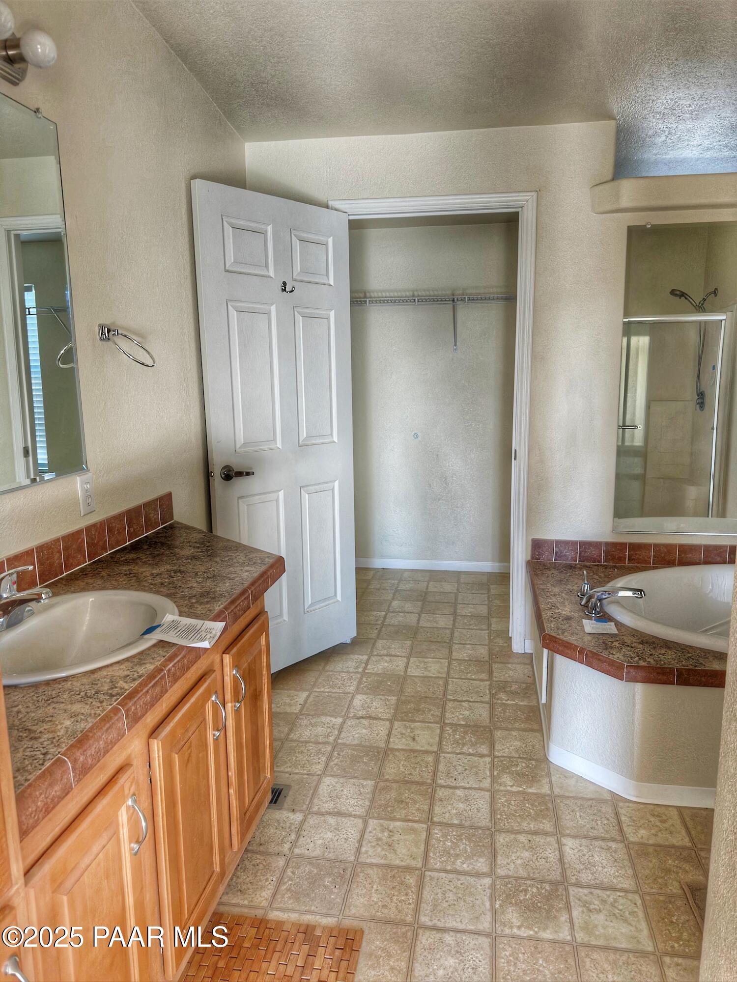 33015 Cowboy Clint Road Seligman, AZ 86337 - Photo 33 of 47 Attachmen (80)