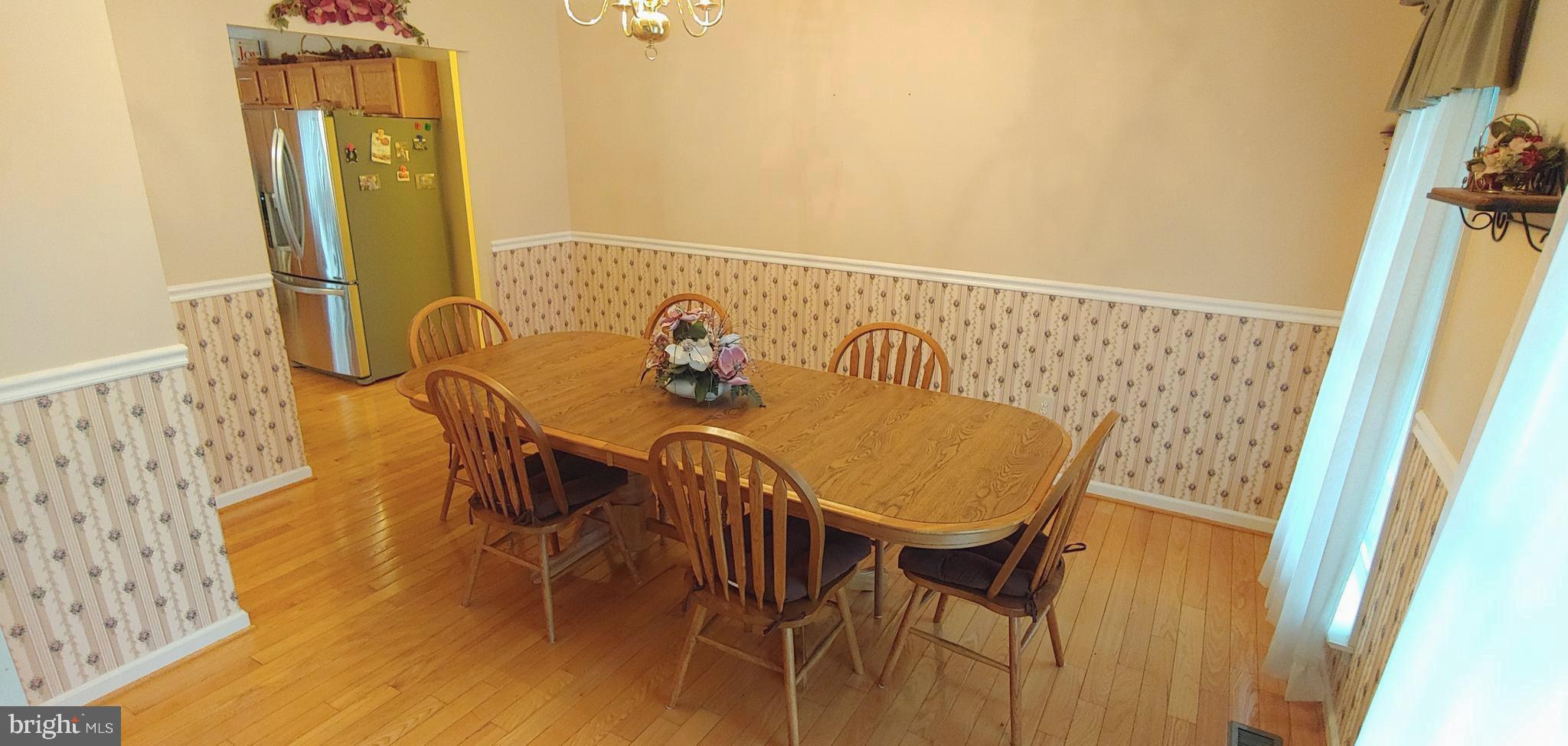 8089 Solley Road Pasadena, MD 21122 - Photo 6 of 26 Dining Room