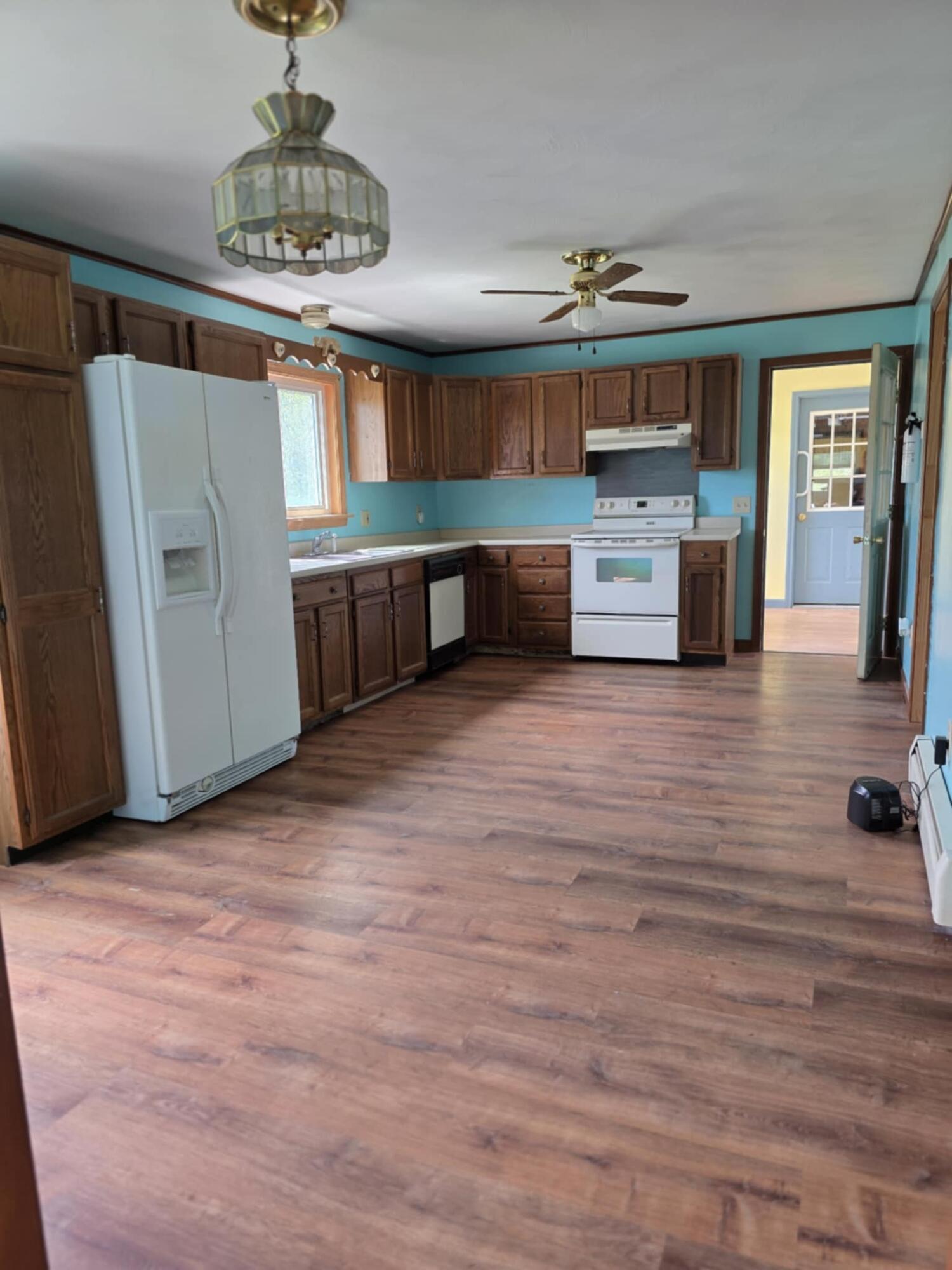 61 Gagnon Road Oakland, ME 04963 - Photo 9 of 42 Kitchen