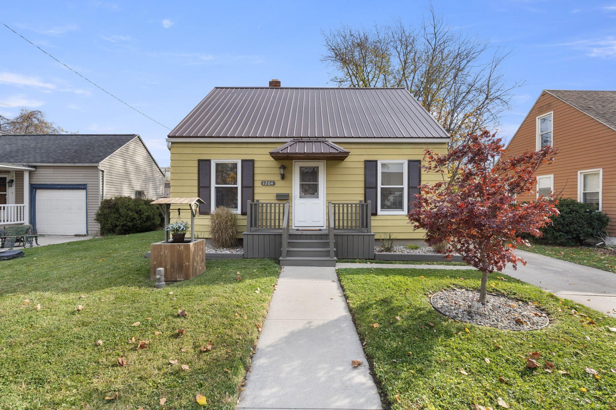 1204 Master Drive Decatur, IN 46733 - Photo 2 of 29