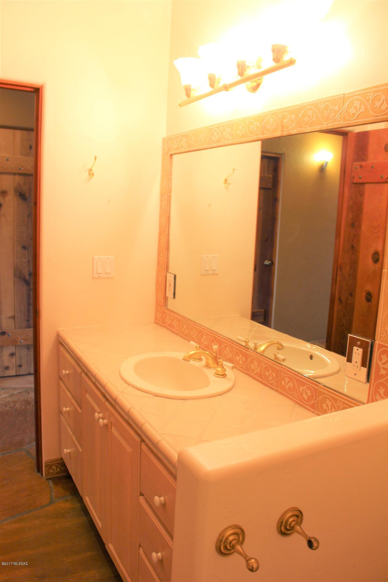 12130 East Roger Road Tucson, AZ 85749 - Photo 34 of 47 Gallery Image 34
