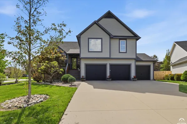 $549,000 | 1011 Allen Court, Lawrence, KS 66049