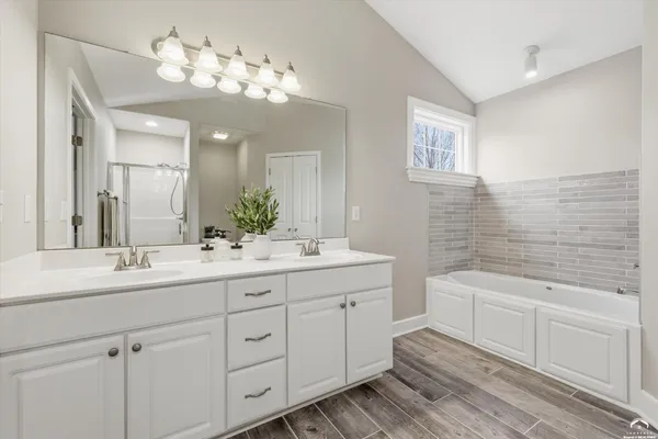 $549,000 | 1011 Allen Court, Lawrence, KS 66049