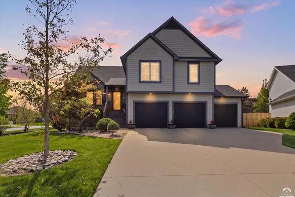 $549,000 | 1011 Allen Court, Lawrence, KS 66049