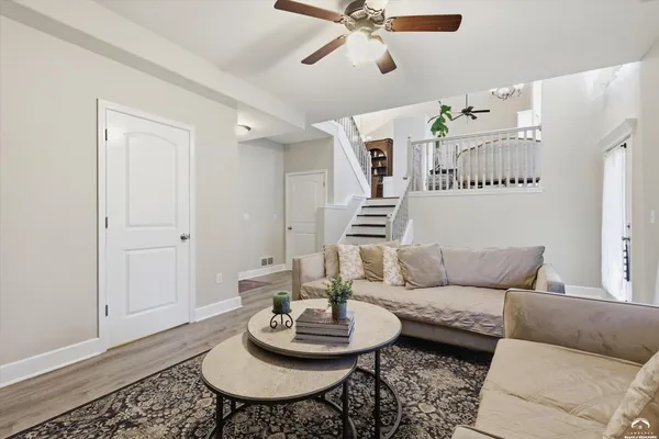 $549,000 | 1011 Allen Court, Lawrence, KS 66049
