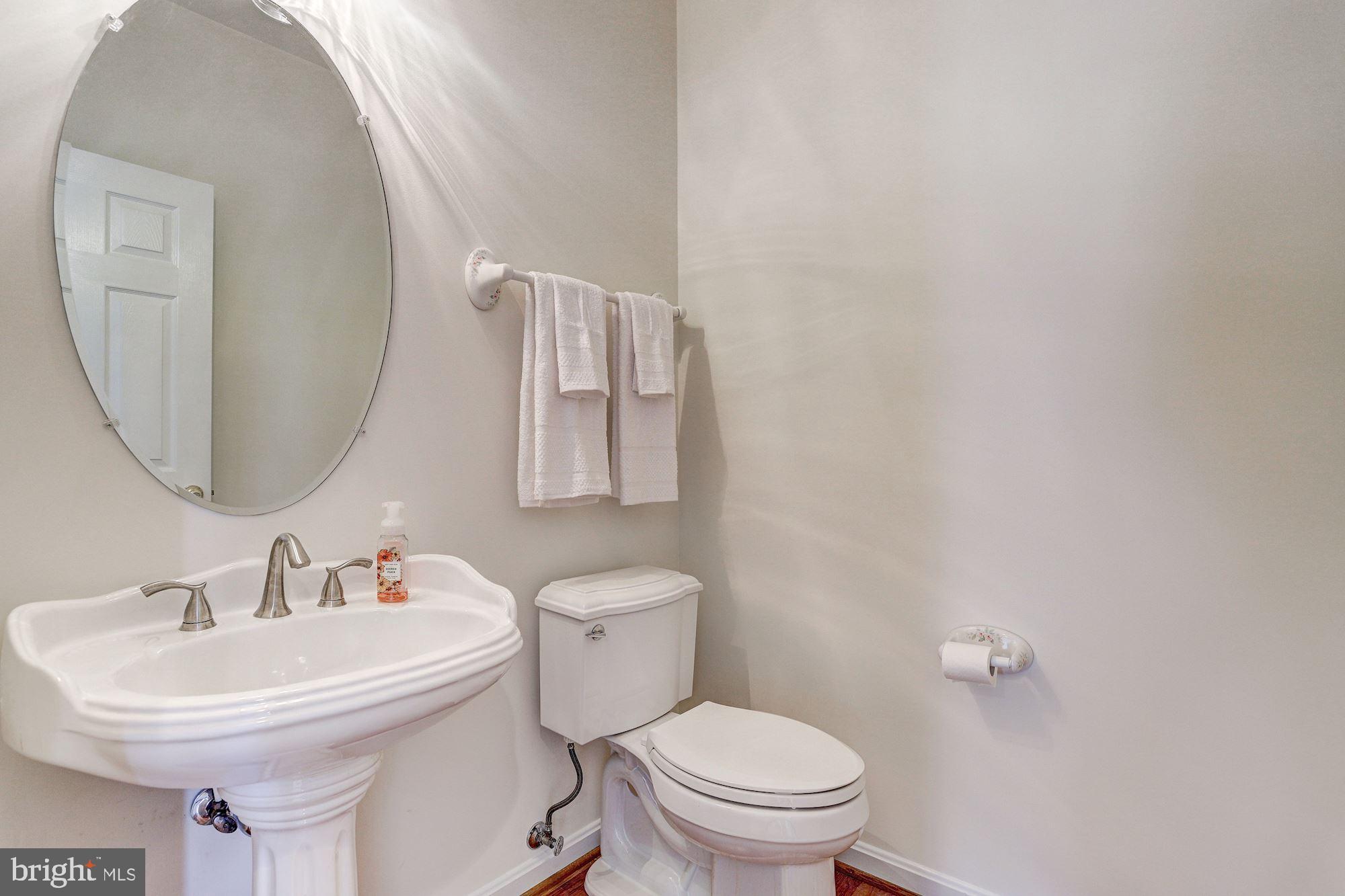 4033 Rupp Road Manchester, MD 21102 - Photo 21 of 65 Powder Room