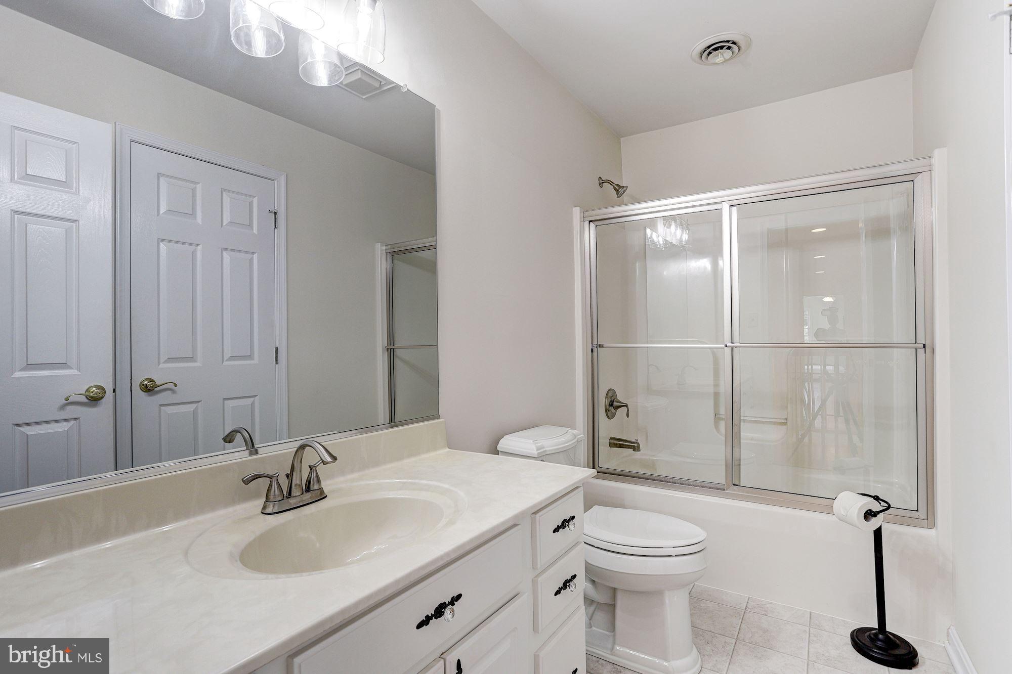 4033 Rupp Road Manchester, MD 21102 - Photo 33 of 65 En-Suite Full Bath