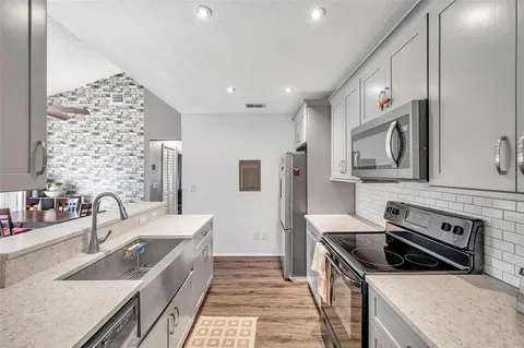 $155,000 | 2937 Bough Avenue, Unit D, Clearwater, FL 33760