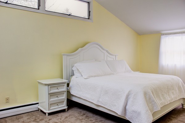9 Fairview Road Medfield, MA 02052 - Photo 11 of 26 Gallery Image 11