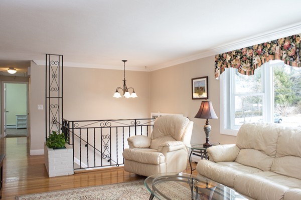 9 Fairview Road Medfield, MA 02052 - Photo 3 of 26 Gallery Image 3