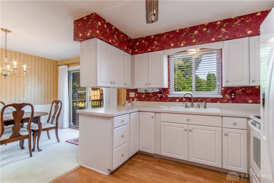 977 Gardner Road Kettering, OH 45429 - Photo 12 of 33 Gallery Image 12