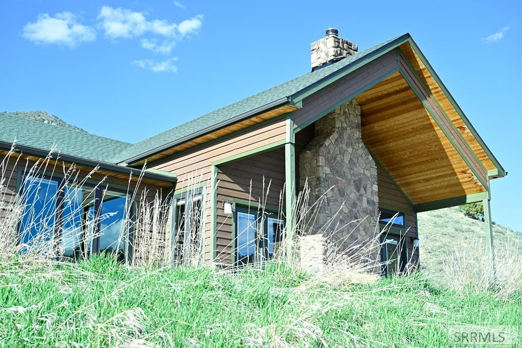 71 Lookout Circle Swan Valley, ID 83449 - Photo 3 of 97