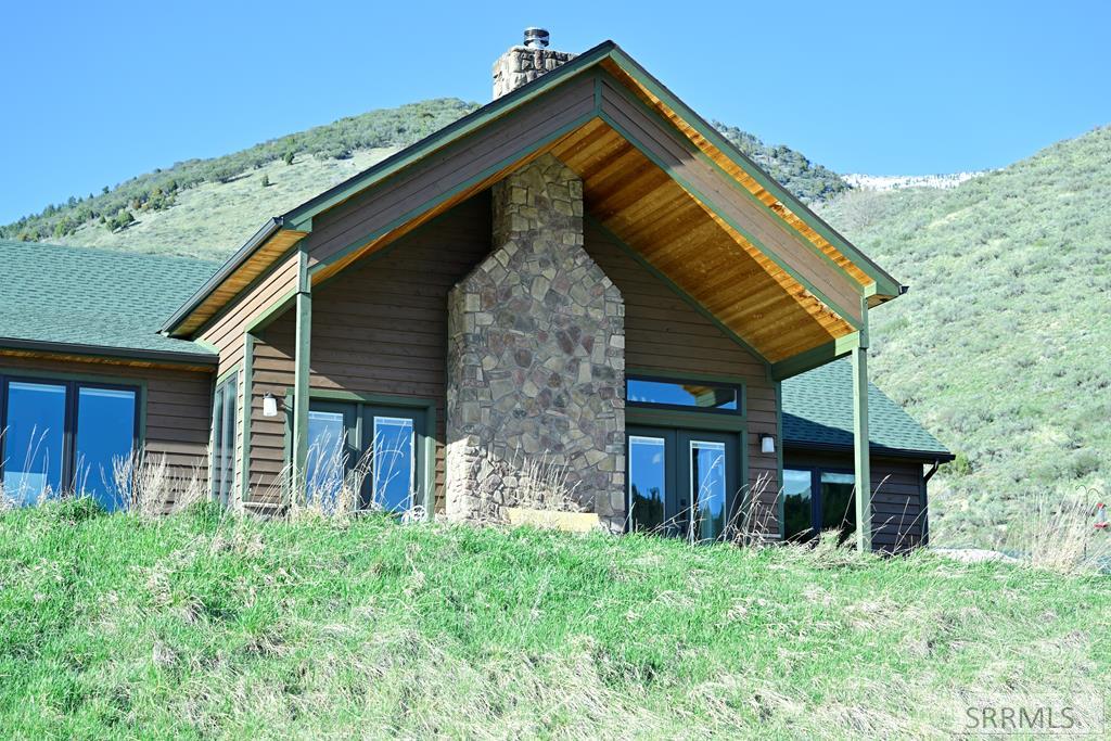 71 Lookout Circle Swan Valley, ID 83449 - Photo 4 of 97