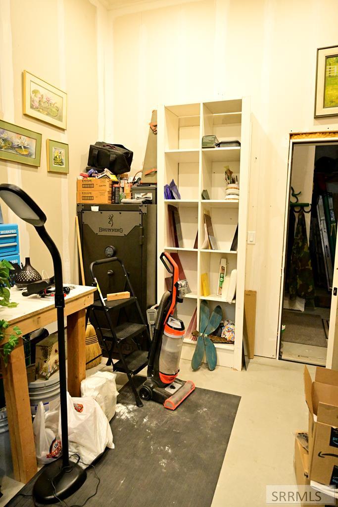 71 Lookout Circle Swan Valley, ID 83449 - Photo 93 of 97 Craft Room/Workshop - Air Conditioned and Heated