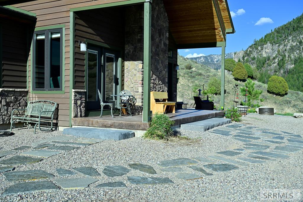 71 Lookout Circle Swan Valley, ID 83449 - Photo 10 of 97