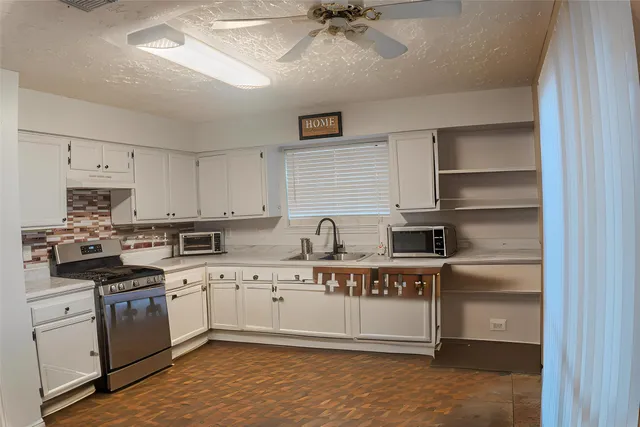 $209,500 | 11954 Welshpool Glen Drive, Houston, TX 77066