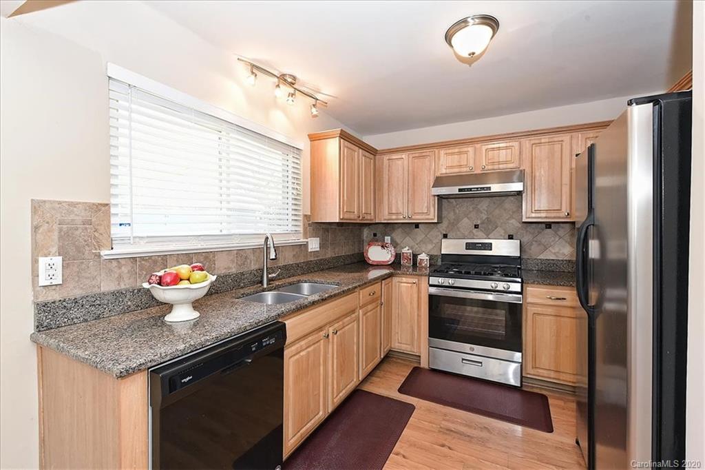 10126 Fairway Ridge Road, Unit 16 Charlotte, NC 28277 - Photo 8 of 19
