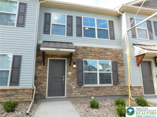 $2,300 | 326 East Frankford Street, Bethlehem, PA 18018