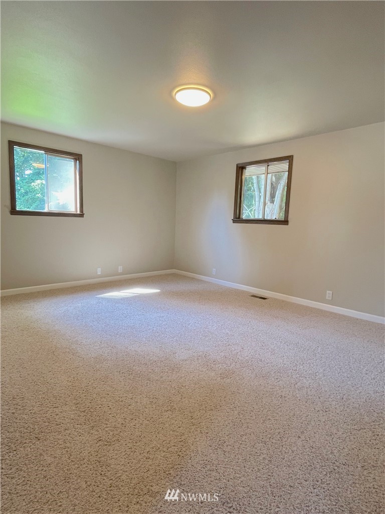 3190 Harris Road Southeast Port Orchard, WA 98366 - Photo 15 of 25 Gallery Image 15