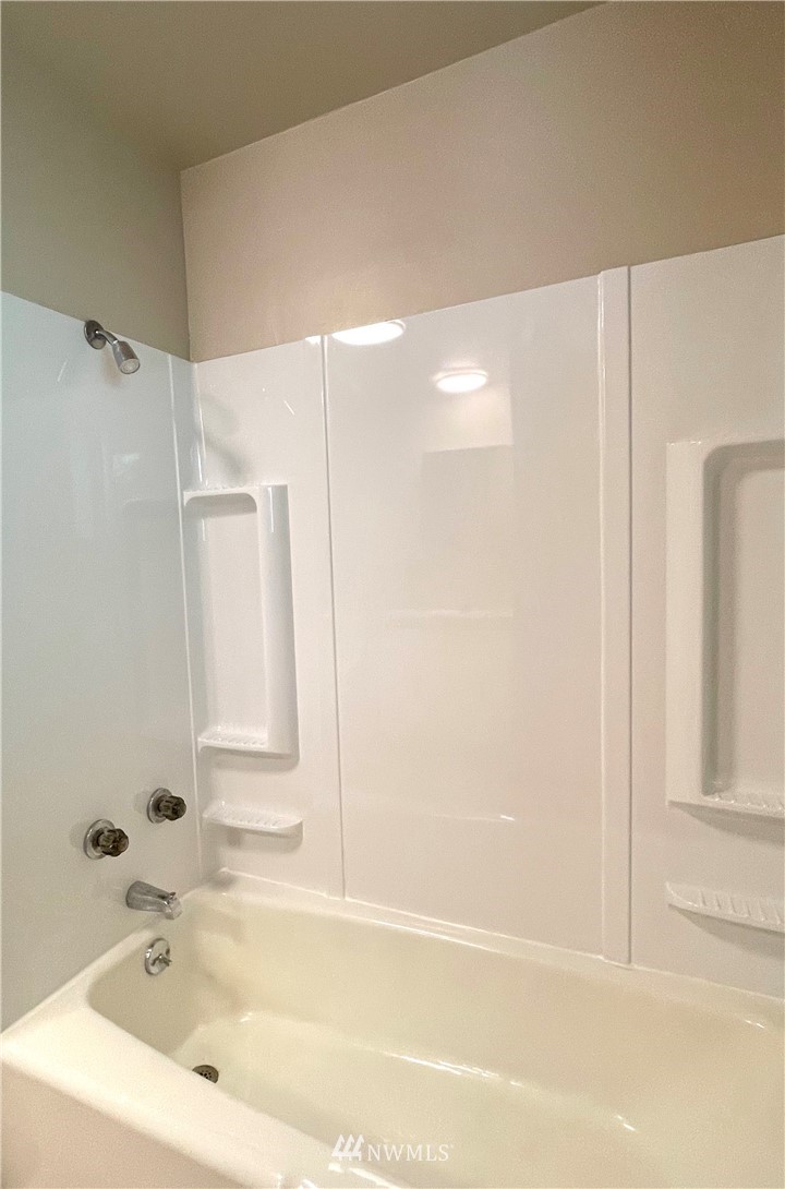 3190 Harris Road Southeast Port Orchard, WA 98366 - Photo 16 of 25 Gallery Image 16